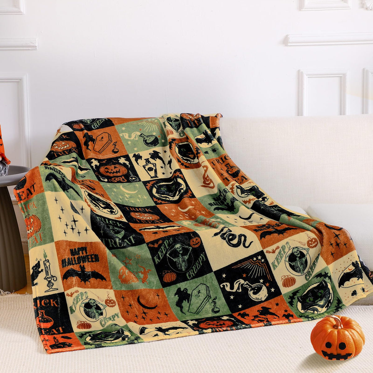 FuWeave Halloween Throw Blanket Cute Ghost Blanket Black and White Striped