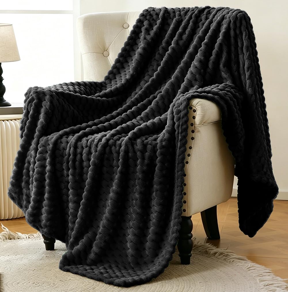 Bnuitland Light Yellow Flannel Throw Blanket (50X40 inches), 300 GSM Fleece Cozy Warm Soft Lightweight Bed Sofa Blanket for Babys and Pets, Suitable for All Seasons