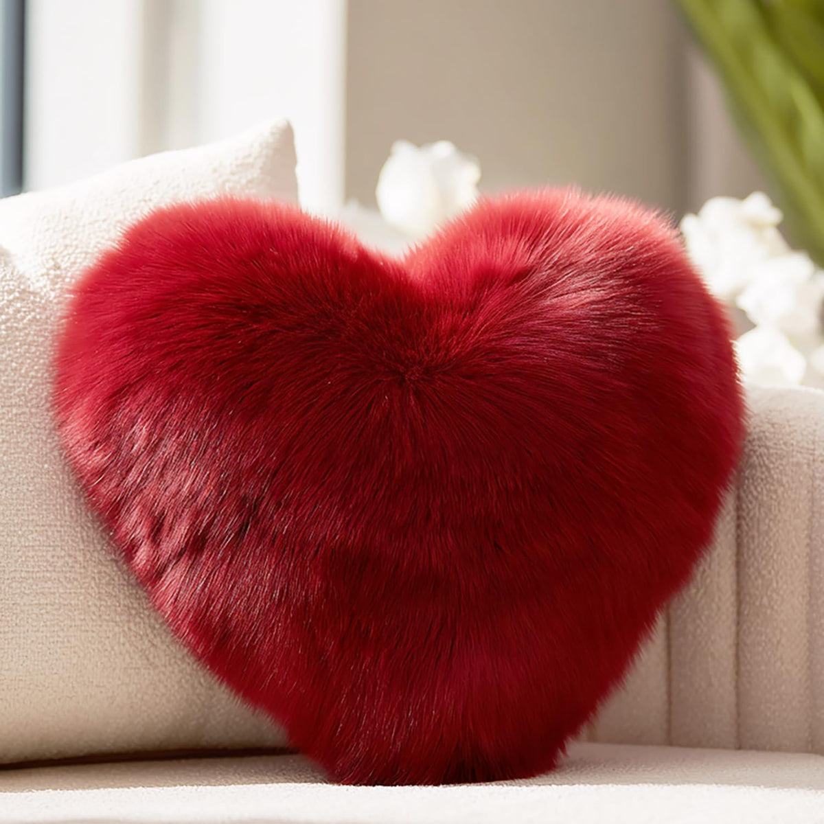 Red Heart Pillow, Faux Fox Fur Heart Decorative Pillows, Heart Shaped Throw Pillow for Bed, Soft Fluffy Decorative Cushion for Chair Sofa Living Room - Plush Pillow Home Decor