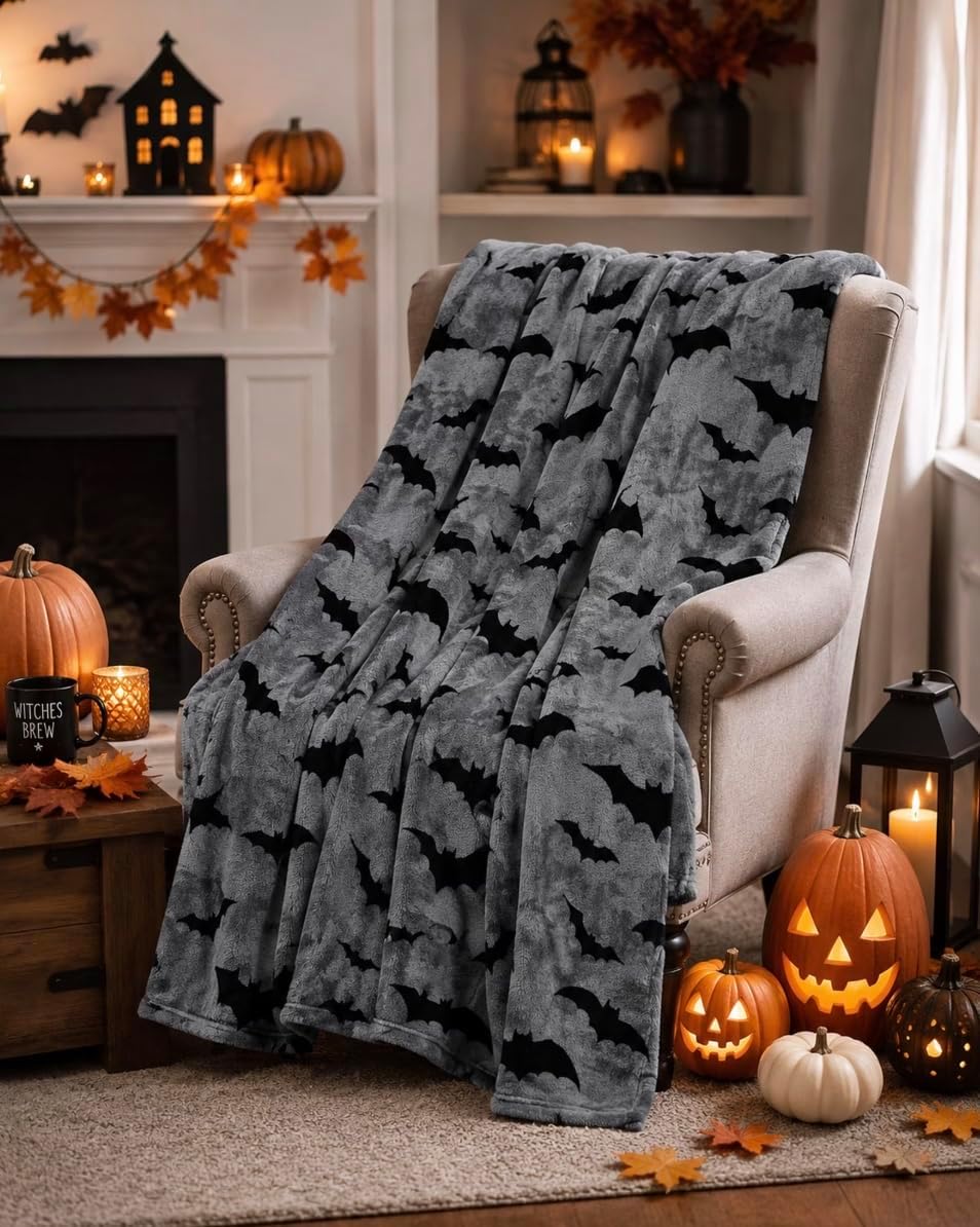 Halloween Fleece Throw Blanket, Black Bats on Gray, 50"x70" Oversized