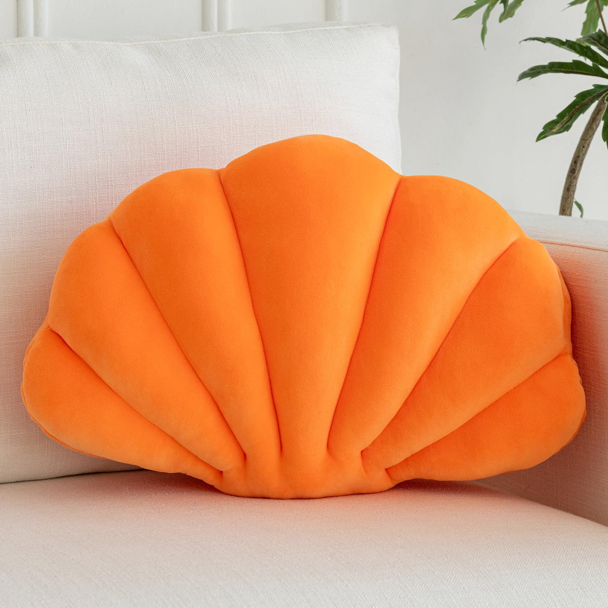 Shell Pillow, Shell Shaped Decorative Throw Pillows with Velet for Couch Bed, Cute Seashell Beachy Room Decor Aesthetic Throw Pillows for Bedroom Living Room(13x10 Inches, White)