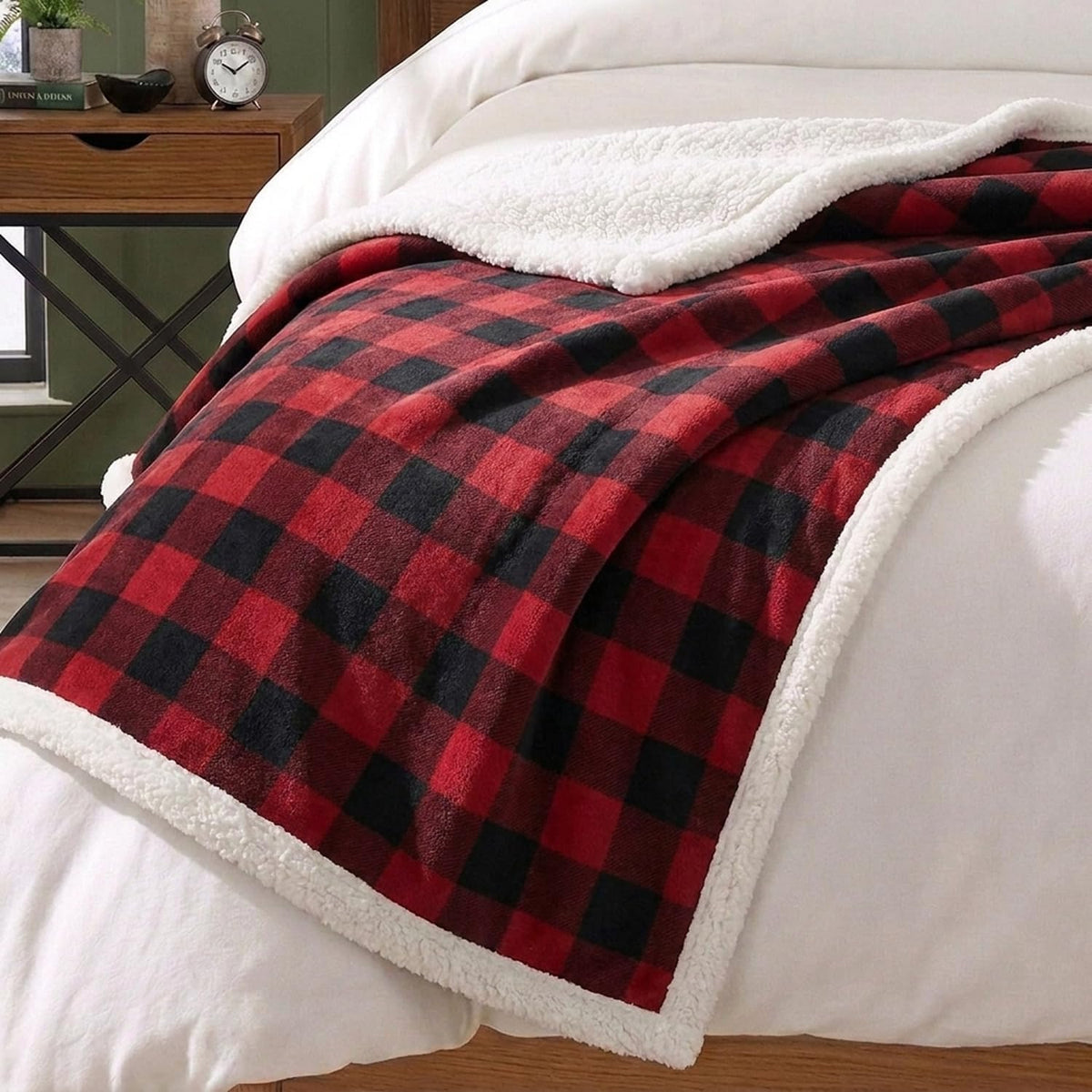 Eddie Bauer - Sherpa Reverse Throw Blanket for Bed or Couch, 50 x 60