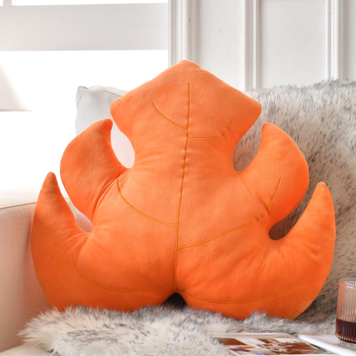 Leaf Pillow, Cute Decorative Throw Plant Pillow (Light Green, 15 Inches)