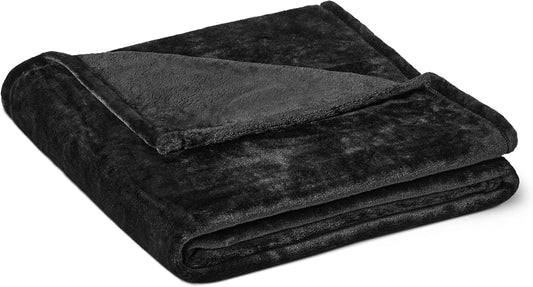 Amazon Basics Soft Fleece Throw Blanket,Cozy, Feels Comfortable on Skin, Fade-Resistant, Warm for Couch & Sofa, 50 x 60 Inches, Black