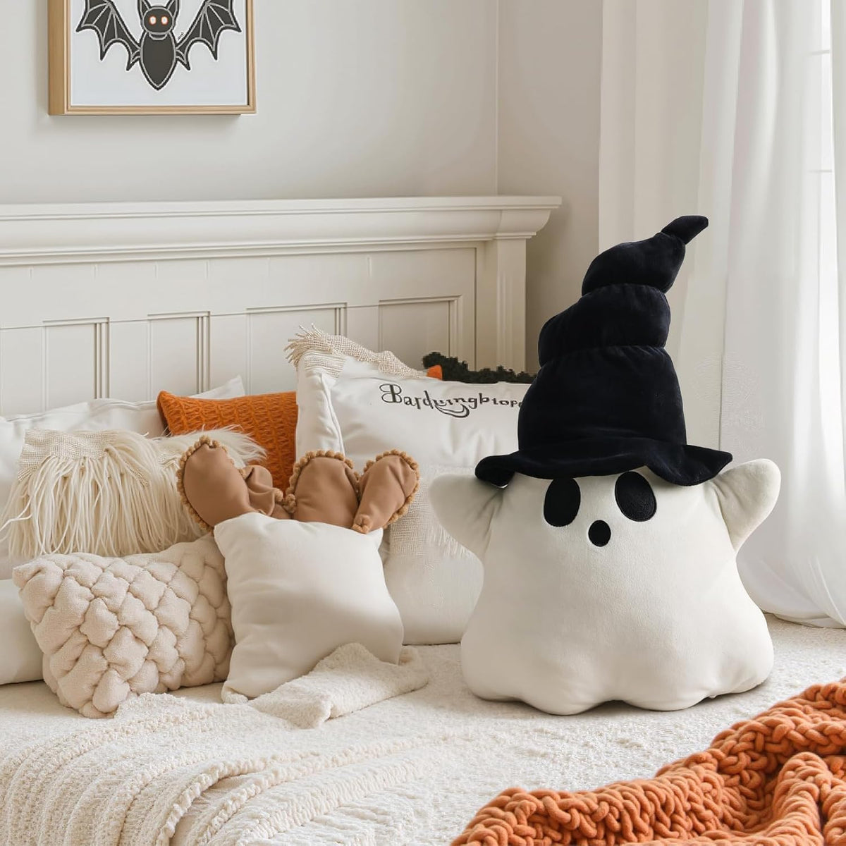 Bunny Chorus Halloween Decor Throw Pillows: Cute Plush White Ghost Pillow with Black Hat, Soft Stuffed Fun Ghost Cushion Halloween Decorations Indoor for Kids Home Sofa Bed Office Couch Living Room