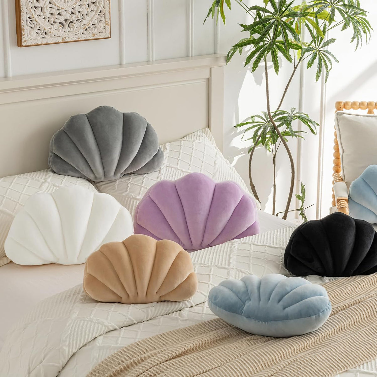 Shell Pillow, Shell Shaped Decorative Throw Pillows with Velet for Couch Bed, Cute Seashell Beachy Room Decor Aesthetic Throw Pillows for Bedroom Living Room(13x10 Inches, White)