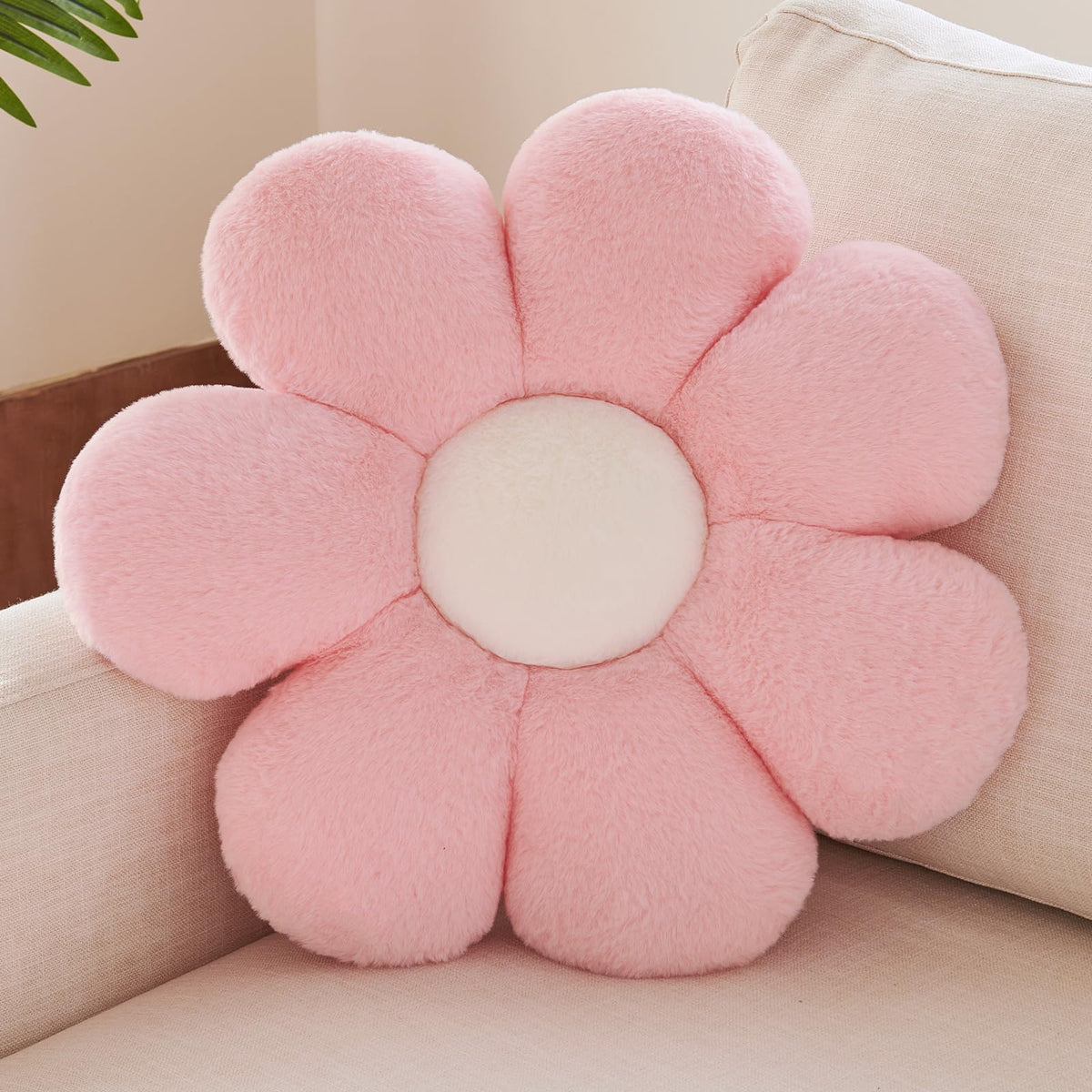Xuyier Flower Decorative Throw Cute Daisy Pillow, White, 14.9 Inches
