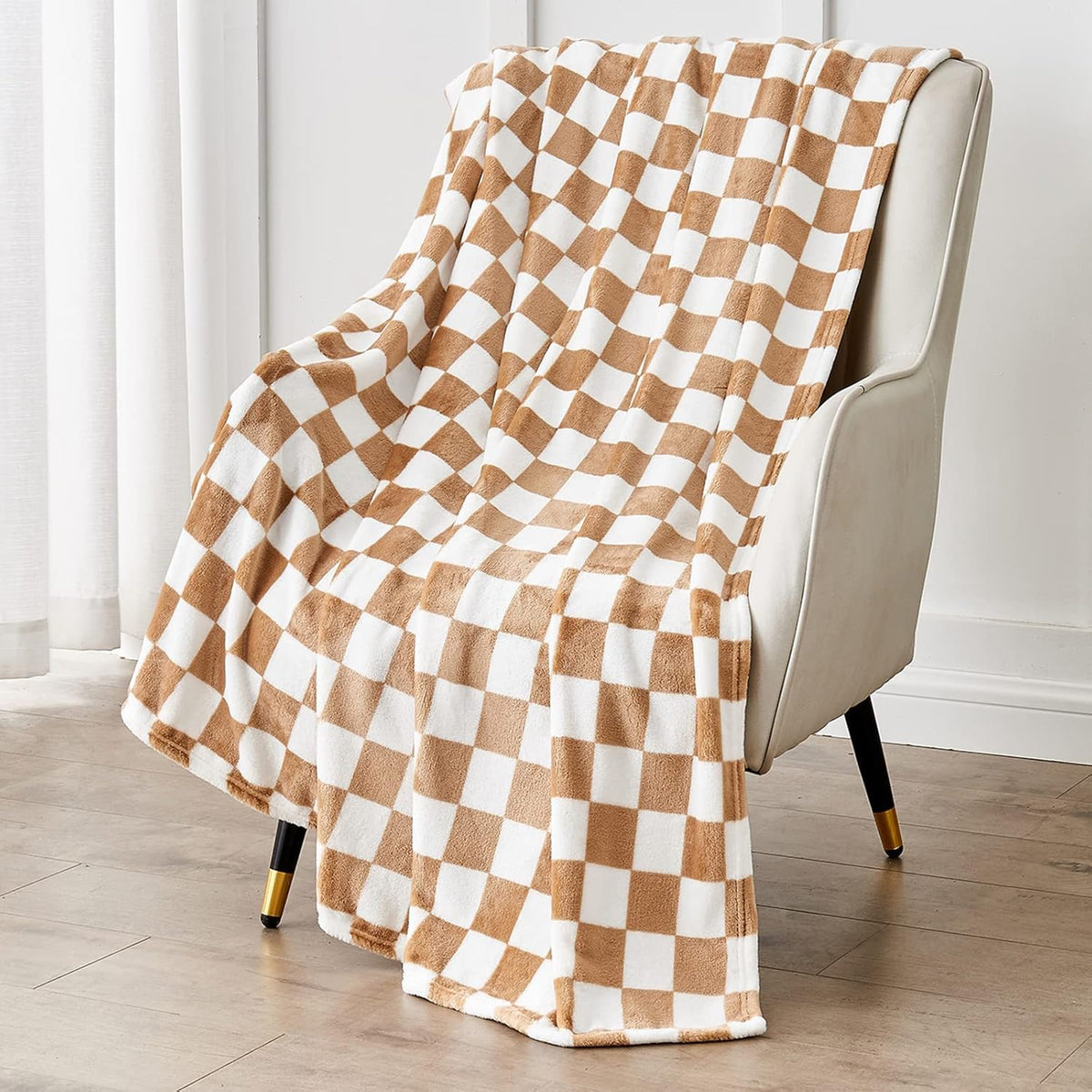 Edenleaf Pink Checkered Fleece Throw Blanket for Couch Warm Home Decor