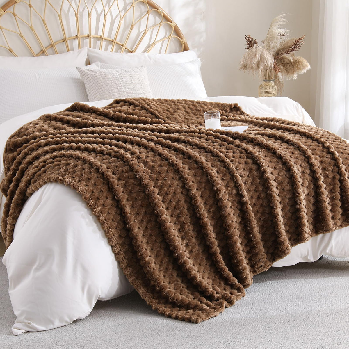 Light Blue Fleece Throw Blanket 50"×60" for Couch Sofa Bed