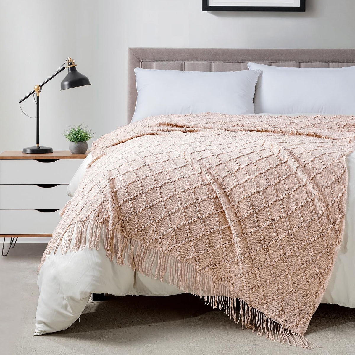 BOURINA Beige Throw Blanket 50x60 Inch Boho Knitted Soft Throw Sofa Blanket