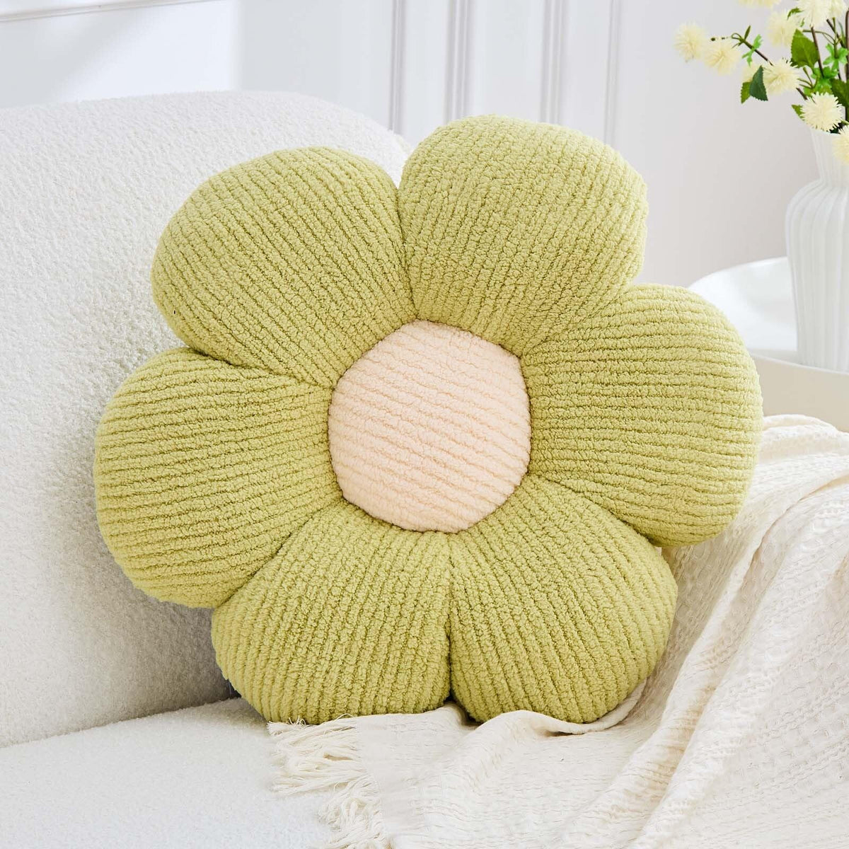 Flower Pillow, Light Pink Flower Decorative Throw Pillows for Bed Couch, Aesthetic Home Decor Cute 14.9" Daisy Floral Shaped Plush Pillow Floor Seat Cushion