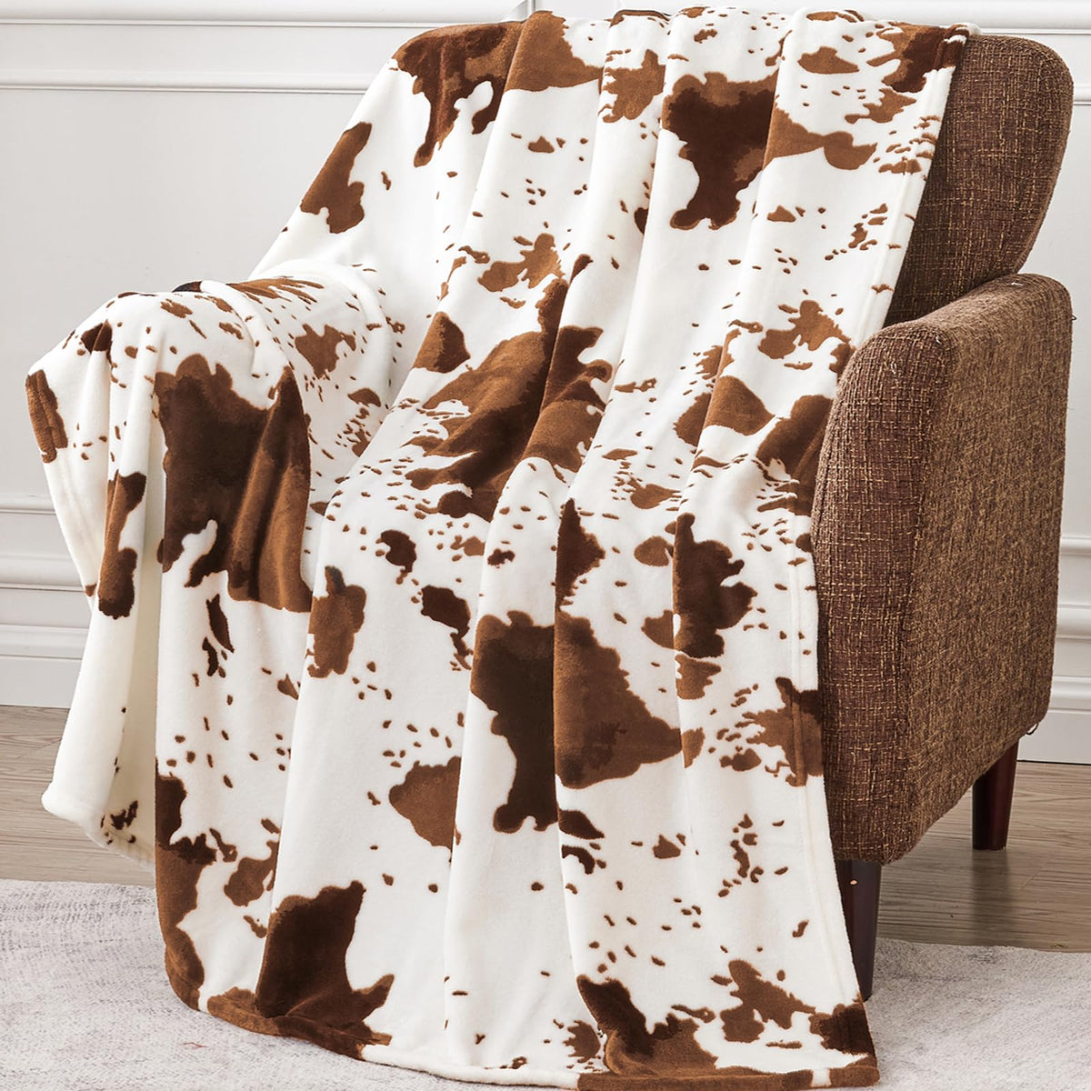 Edenleaf Leopard Print Blanket Fleece Throw for Bed Sofa Travel and Camping, Super Soft Cozy Fluffy Plush Cheetah Print Blanket for All Seasons 50"x60" (Dark Brown)