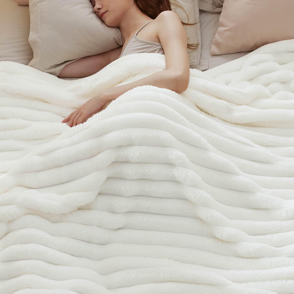 Bedsure Soft Cozy Fluffy Comfort Throw Blanket for Bed, White, 50"x60"