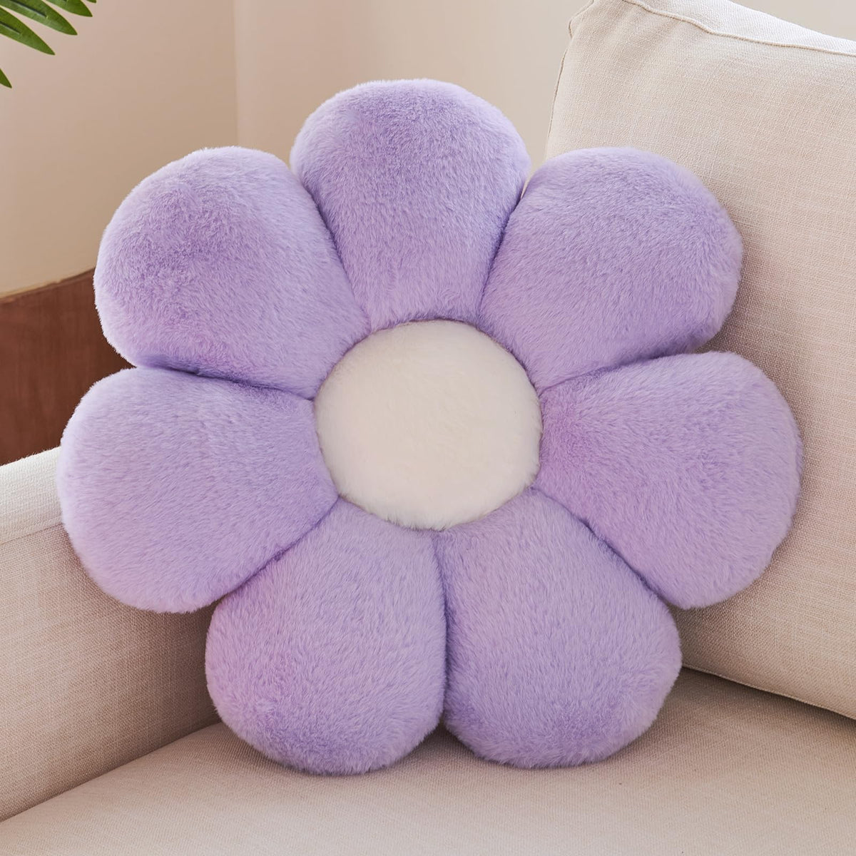 Xuyier Flower Decorative Throw Cute Daisy Pillow, White, 14.9 Inches