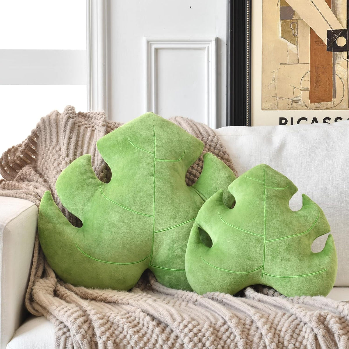 Leaf Pillow, Cute Decorative Throw Plant Pillow (Light Green, 15 Inches)