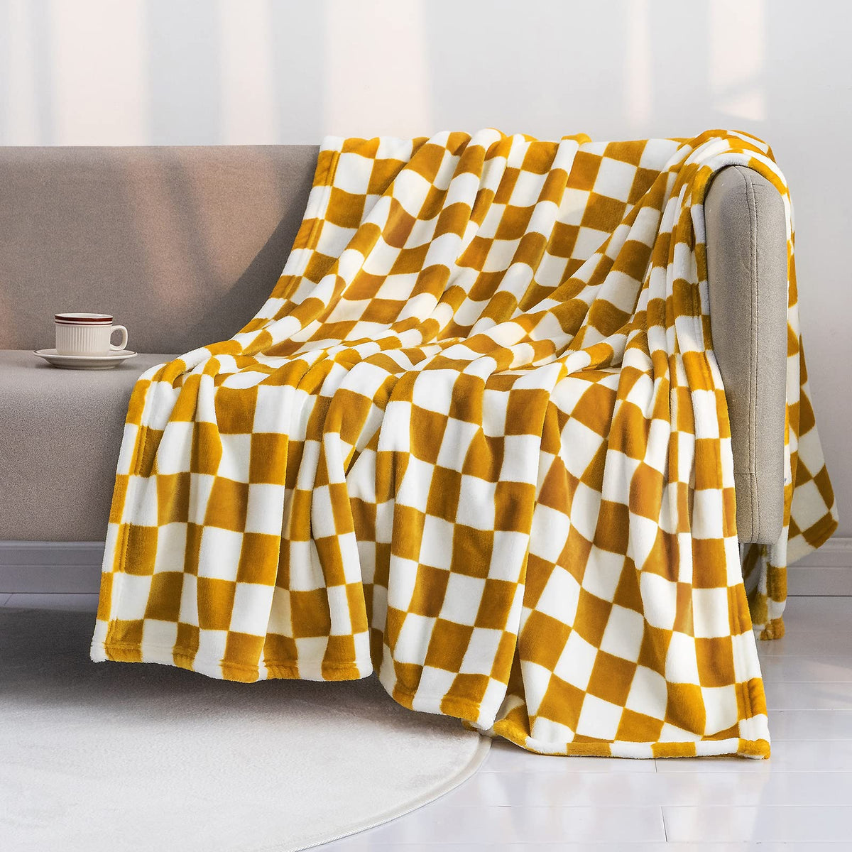 LOMAO Throw Blankets Flannel Blanket with Checkerboard Grid Pattern Soft Throw Blanket for Couch, Bed, Sofa Luxurious Warm and Cozy for All Seasons (Black, 50"x60")