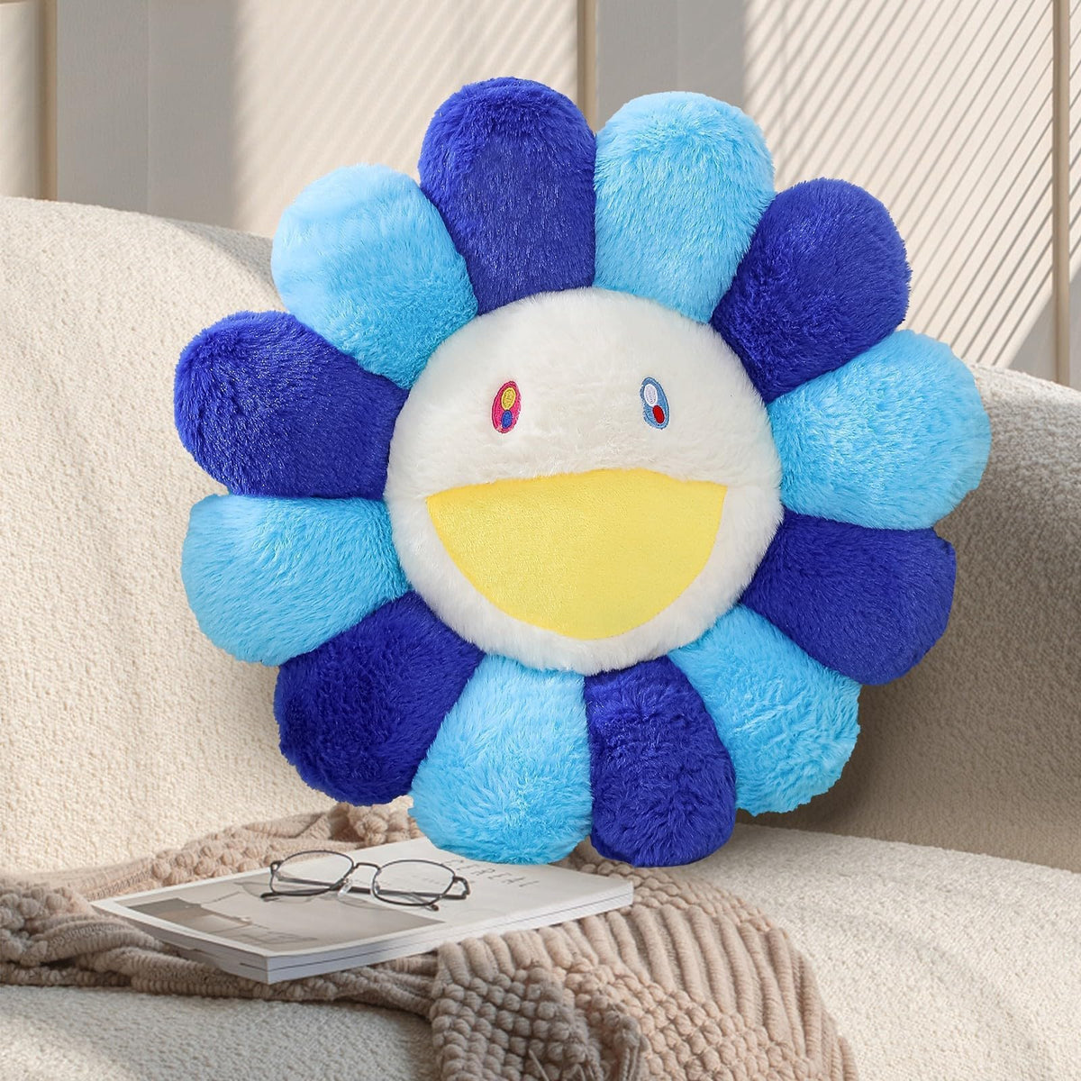 Flower Pillow, Cute Smiley Face Flower Shaped Throw Pillows 15.7In
