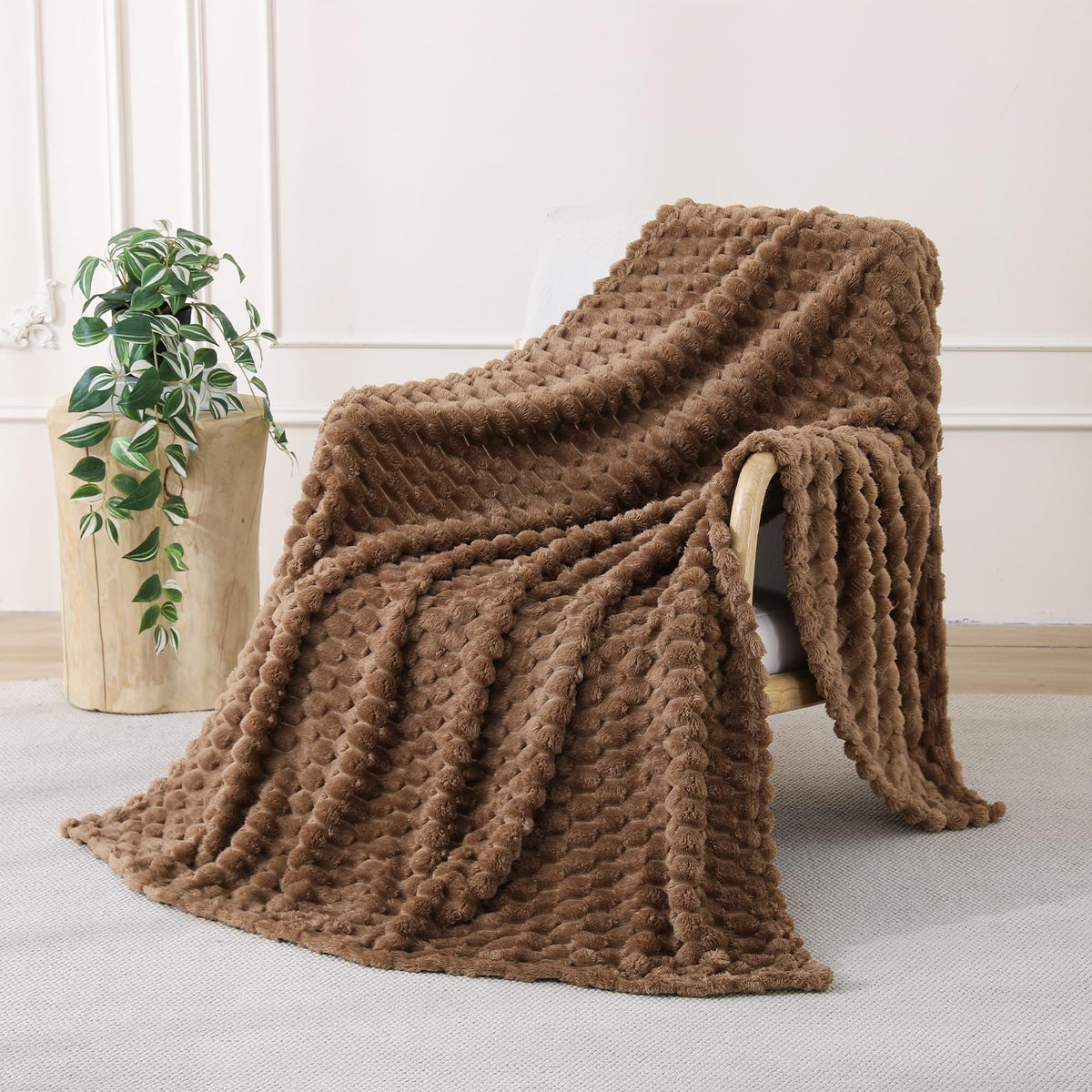 Light Blue Fleece Throw Blanket 50"×60" for Couch Sofa Bed