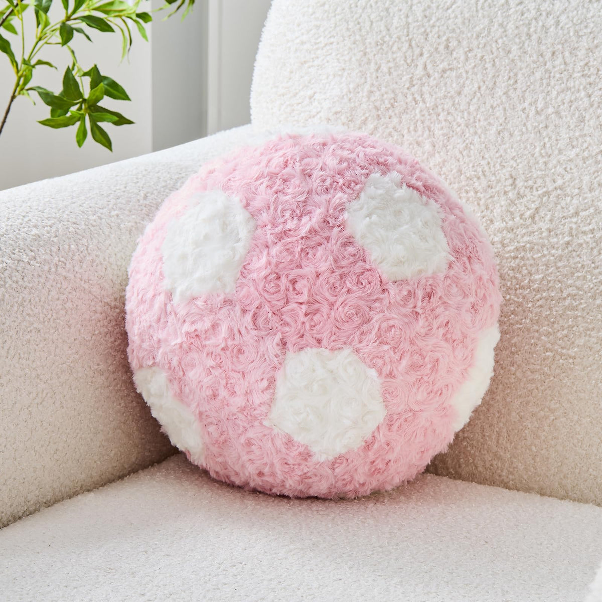 Soccer Throw Pillow Black Round Football Ball Pillow Soccer Plush Pillows Aesthetic Home Decor Soccer Ball Decorative Pillow Soft Soccer Ball for Bed Couth