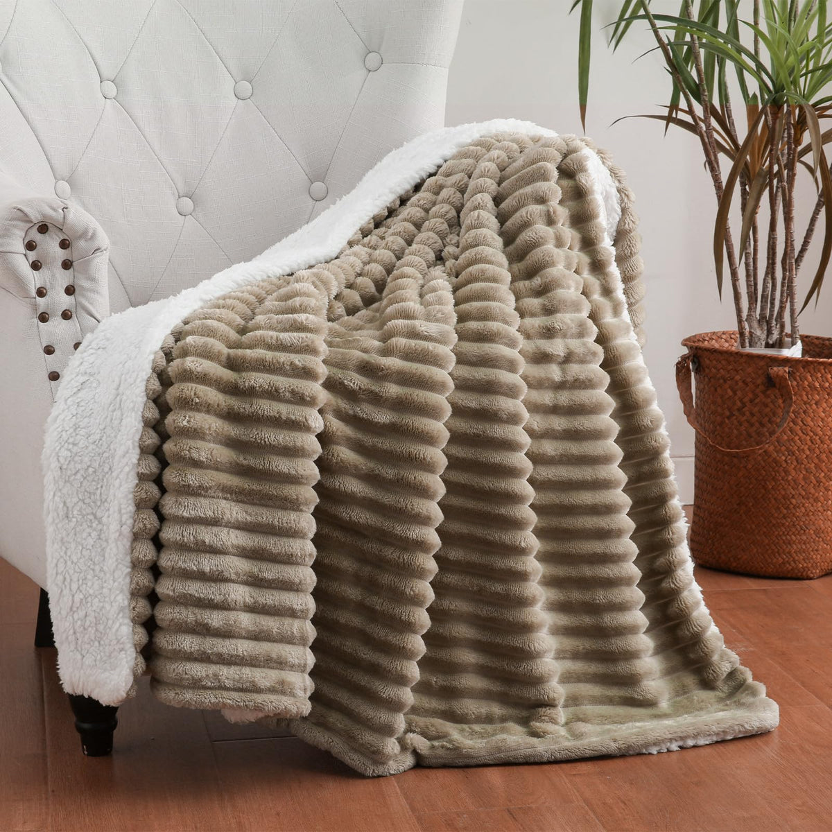 Burnt Orange Sherpa Fleece Throw Blanket 50”×60”Double-sided for Couch