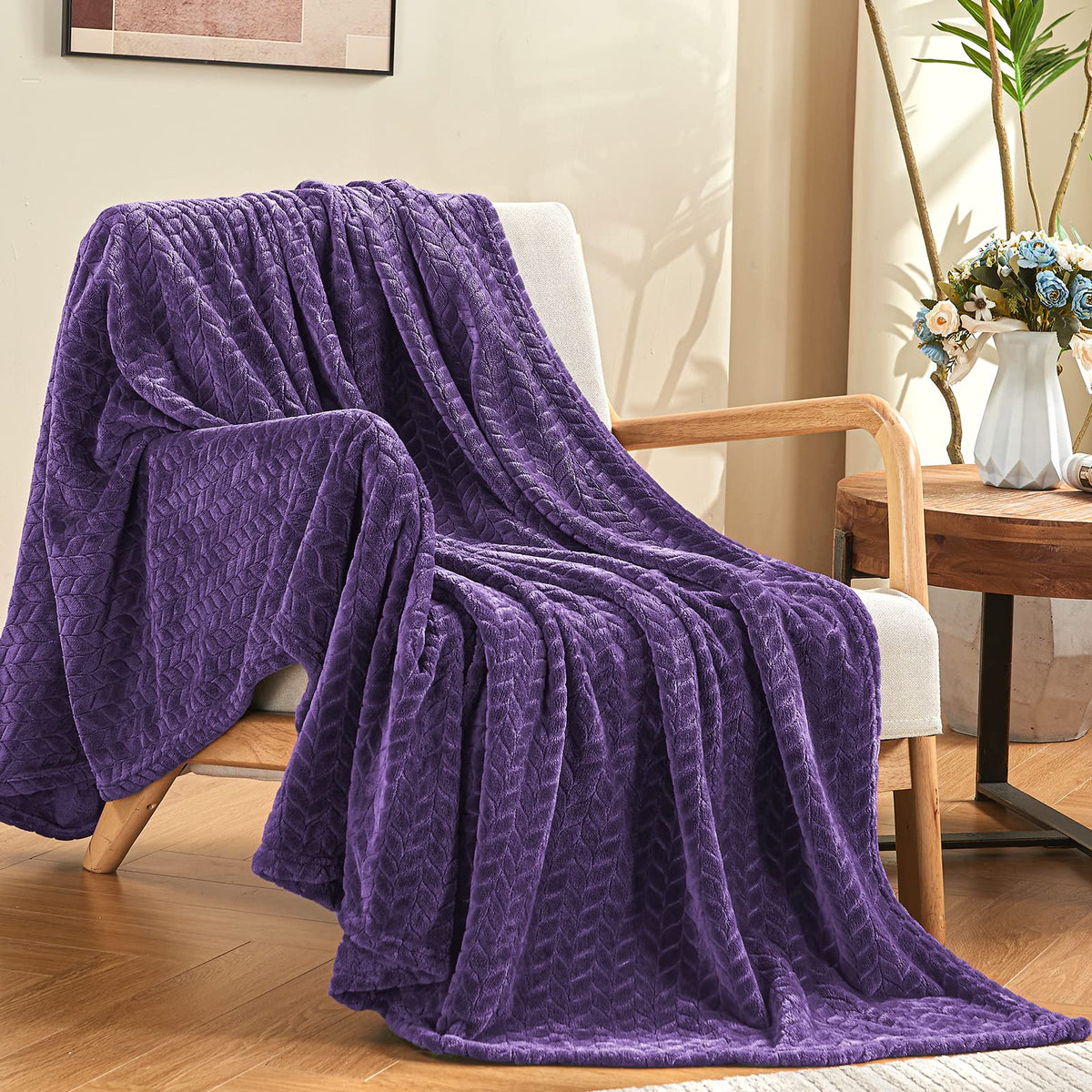Inhand Fleece Throw Blanket, Super Soft Flannel Cozy for Adults, Washable Lightweight for Couch, Sofa, Bed, Office, Warm Plush for All Season, Green, 50"×60"