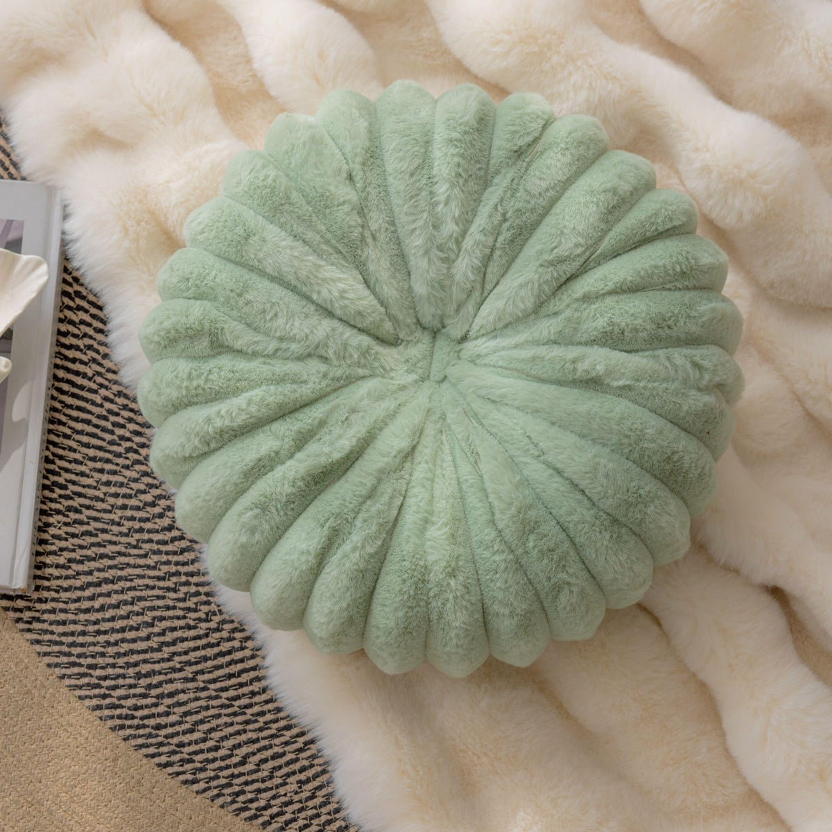 vctops Round Throw Pillow Soft Faux Fur Decorative Pillow Small Pumpkin Throw Pillow Cushion for Living Room Sofa Bed (White,13.7" Diameter)
