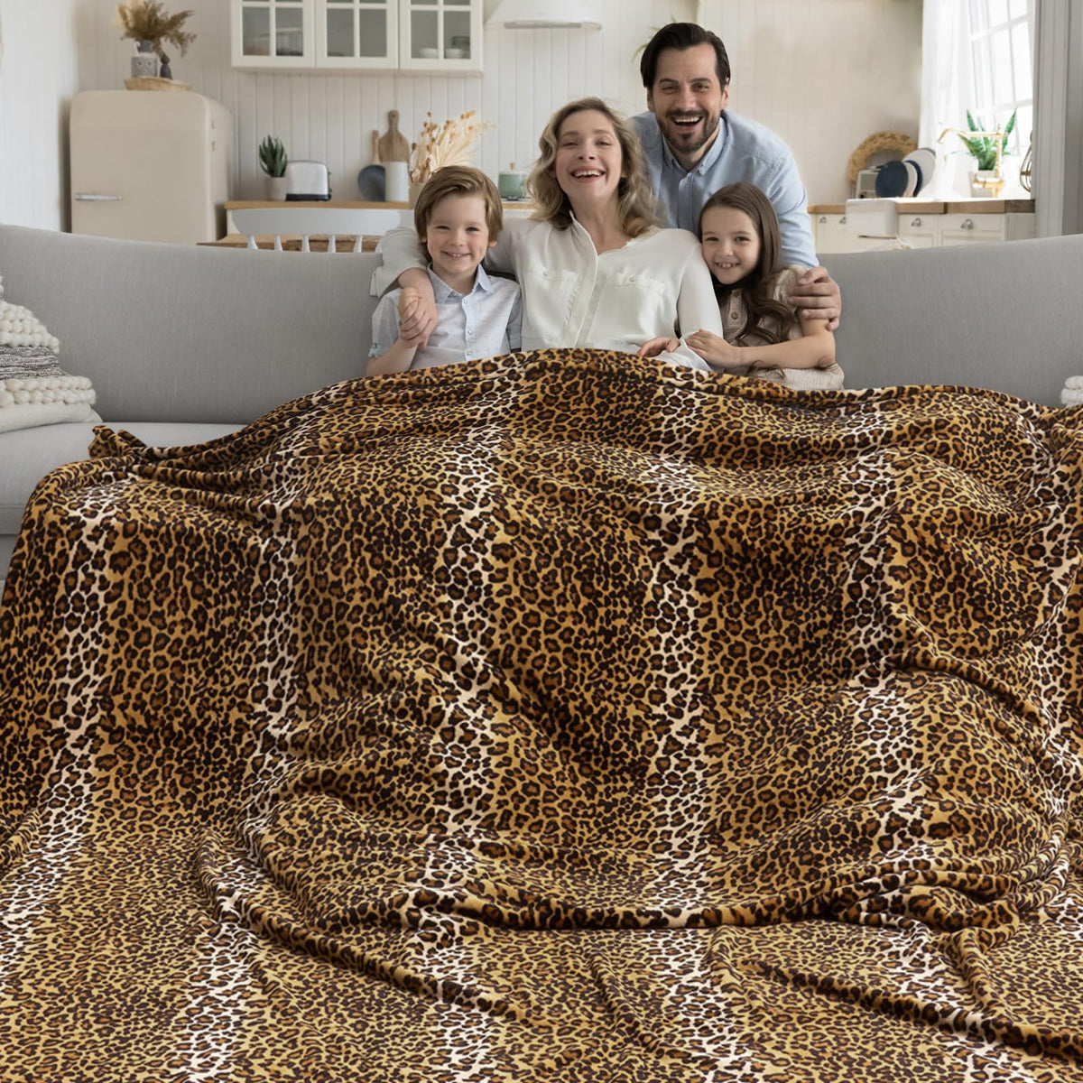 Edenleaf Leopard Print Blanket Fleece Throw for Bed Sofa Travel and Camping, Super Soft Cozy Fluffy Plush Cheetah Print Blanket for All Seasons 50"x60" (Dark Brown)
