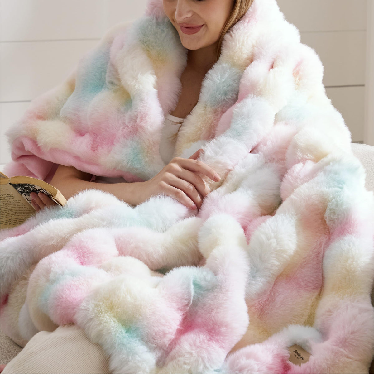 Bedsure Fluffy Bubble Faux Fur Throw XL Blanket, 50"x70", Tie-dye Taupe
