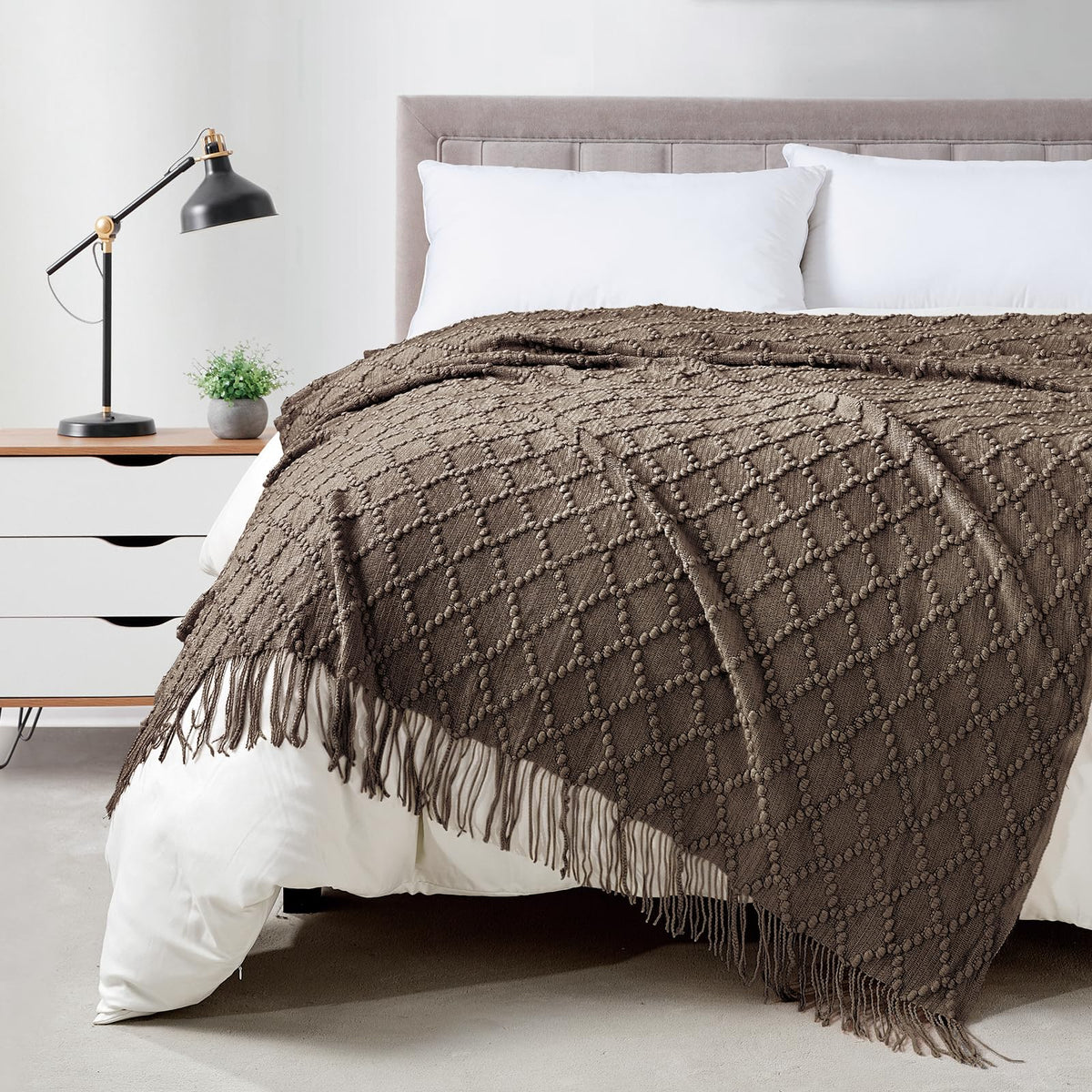 BOURINA Beige Throw Blanket 50x60 Inch Boho Knitted Soft Throw Sofa Blanket