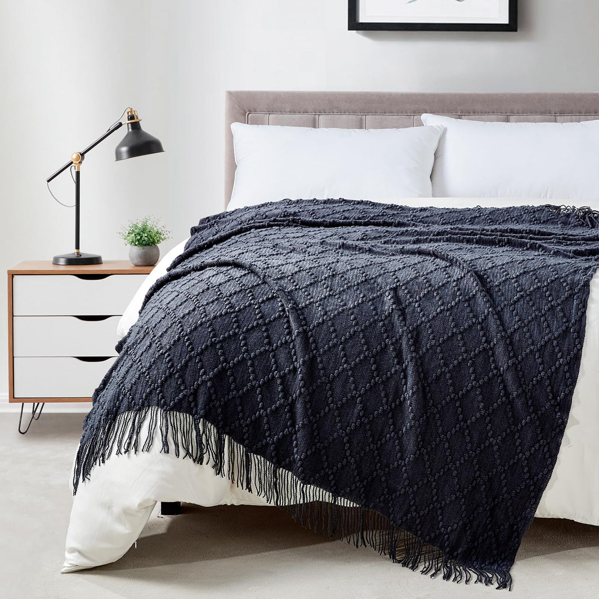 BOURINA Beige Throw Blanket 50x60 Inch Boho Knitted Soft Throw Sofa Blanket