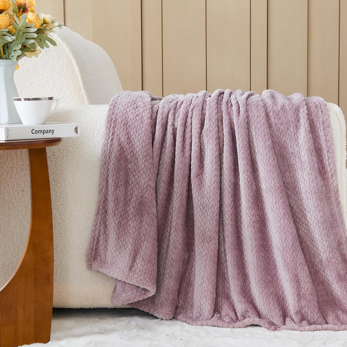 NEWCOSPLAY Fleece Leaves Pattern Throw Blanket, Light Purple, 50"x60"