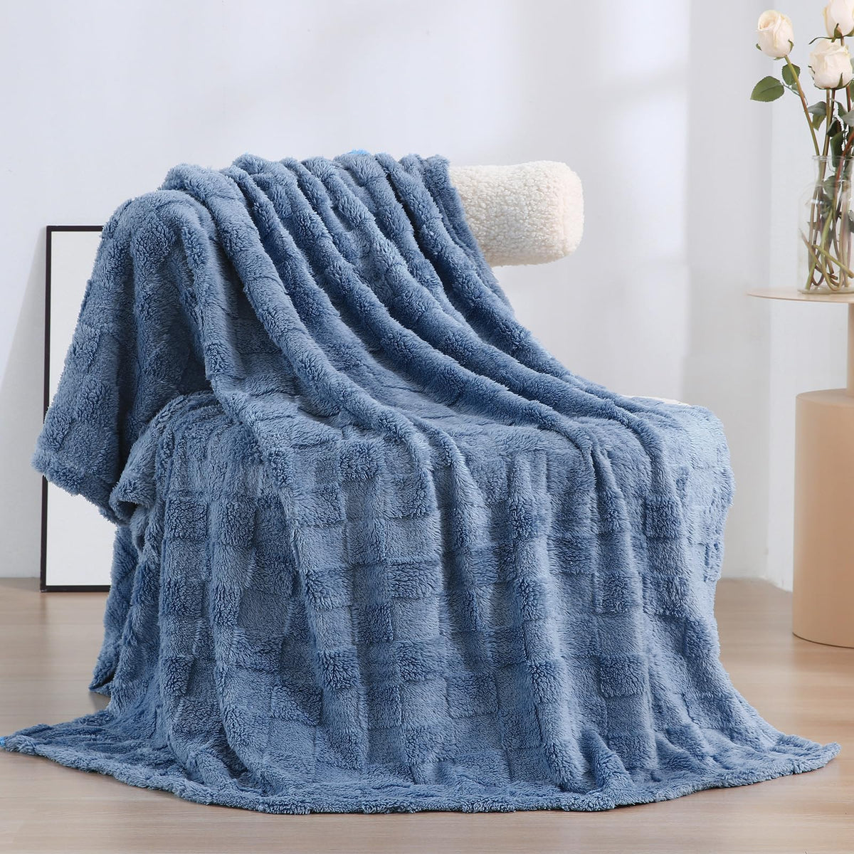 Deep Purple Fleece Throw Blanket 50”×60”Checkered Design for Couch
