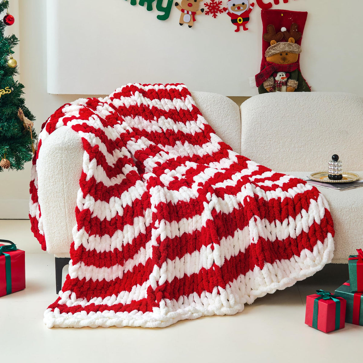Chunky Knit Blanket Throw for Couch, 51"x63" Chunky Yarn Knitted Blankets