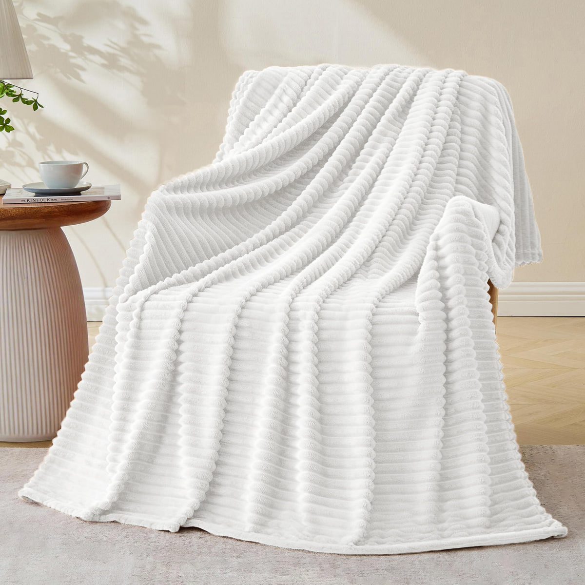 Bnuitland Burnt Orange Throw Blanket for Couch Bed, Soft Fleece Home Decor