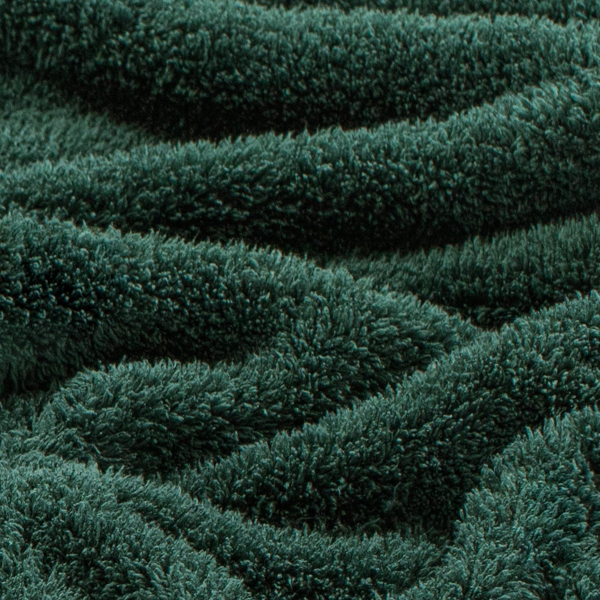 Exclusivo Mezcla Soft Plush Fleece Throw Blanket for Couch, Sofa, 50" x 60"
