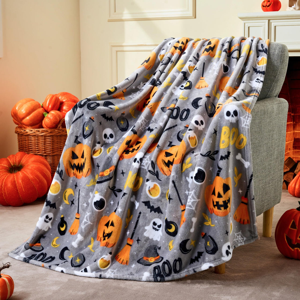 Joiedomi Halloween Throw Blanket - Soft Plush Spider Webs Bat Pumpkin Blanket - Cozy Flannel White Halloween Decoration for Party Sofa Bed Living Room 50"x60"