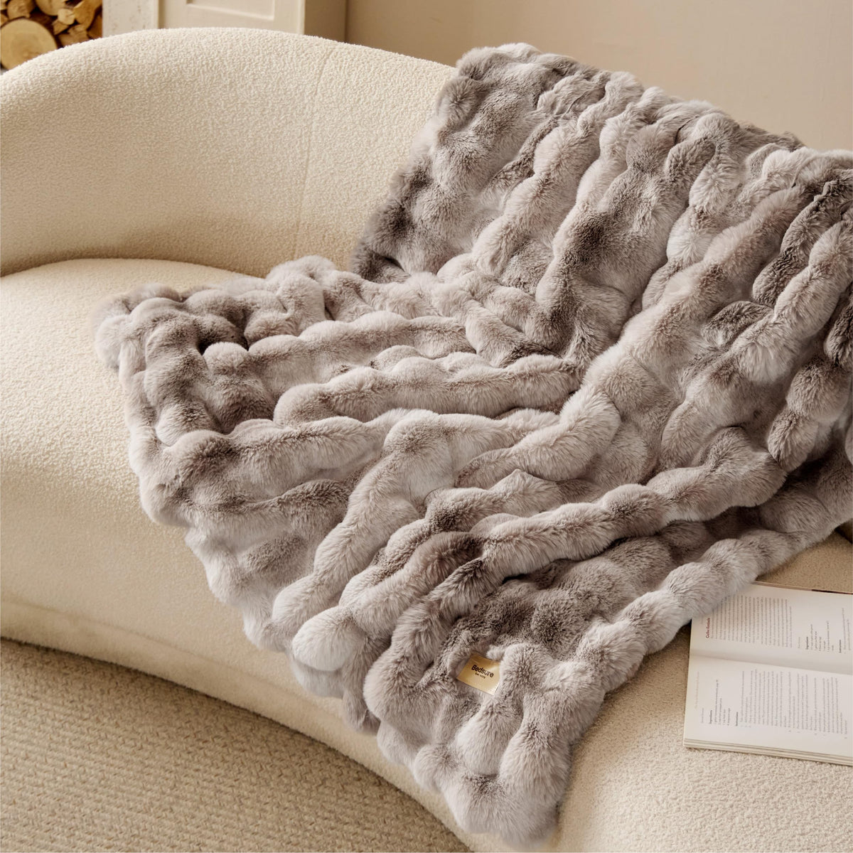 Bedsure Fluffy Bubble Faux Fur Throw XL Blanket, 50"x70", Tie-dye Taupe