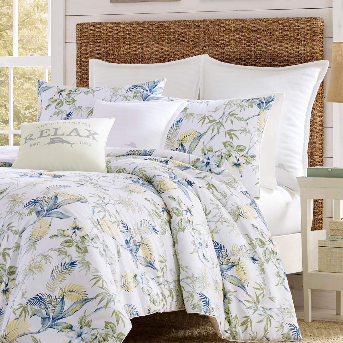 Tommy Bahama - Cotton Decorative Throw Pillow for Bed or Couch, 18 x 18