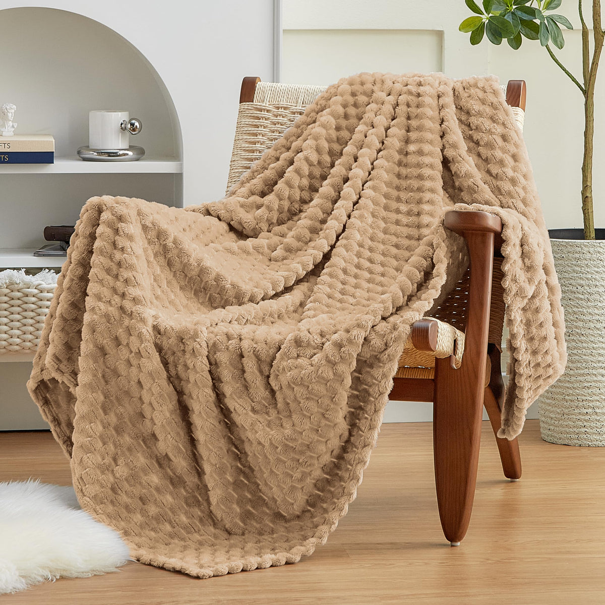 EXQ Home Turtle Shell Throw Blanket Beige for Couch Gentle Soft Fleece