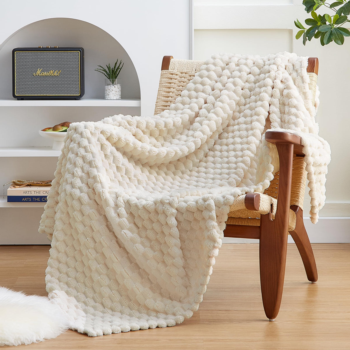 EXQ Home Turtle Shell Throw Blanket Beige for Couch Gentle Soft Fleece