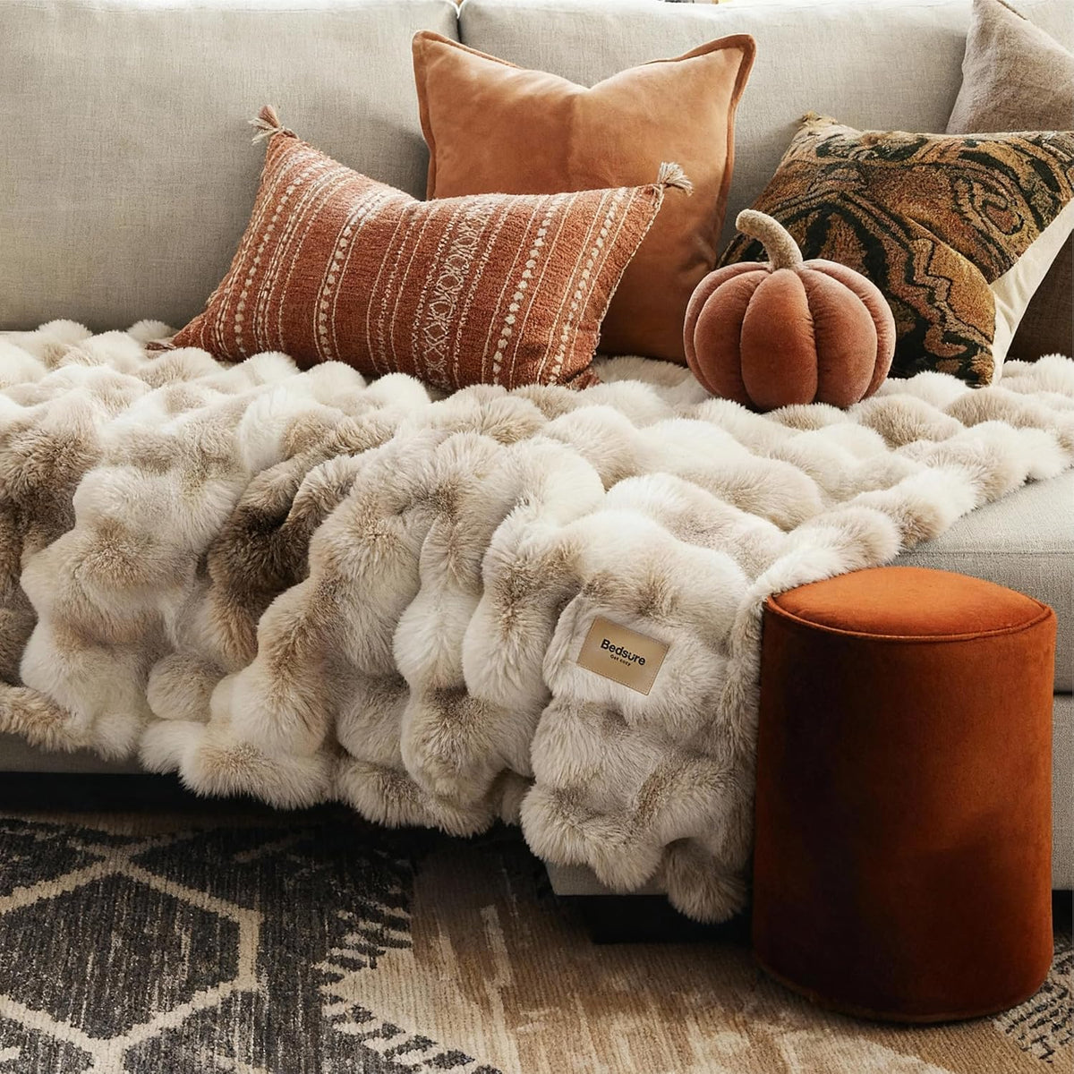 Bedsure Fluffy Bubble Faux Fur Throw XL Blanket, 50"x70", Tie-dye Taupe