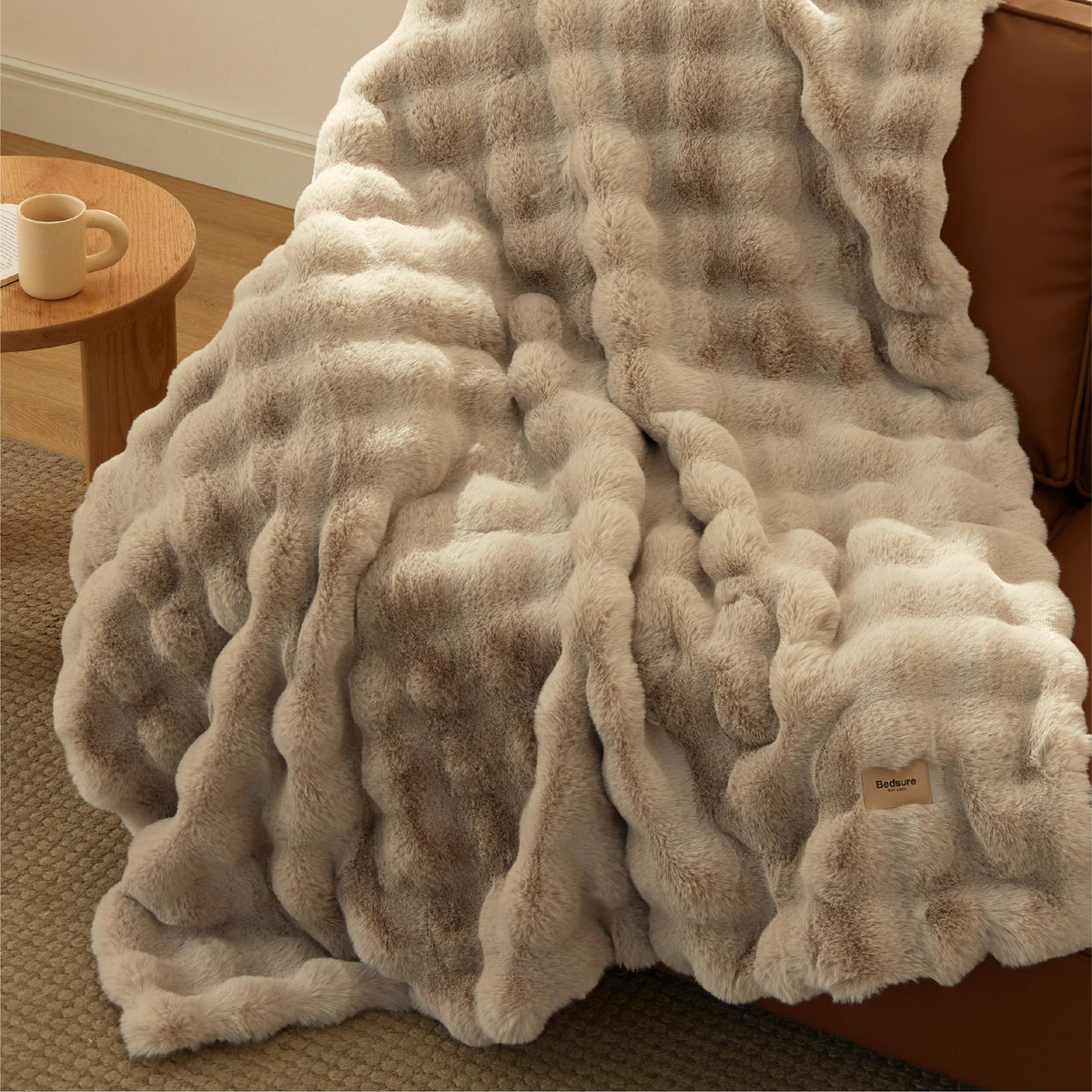 Bedsure Fluffy Bubble Faux Fur Throw XL Blanket, 50"x70", Tie-dye Taupe