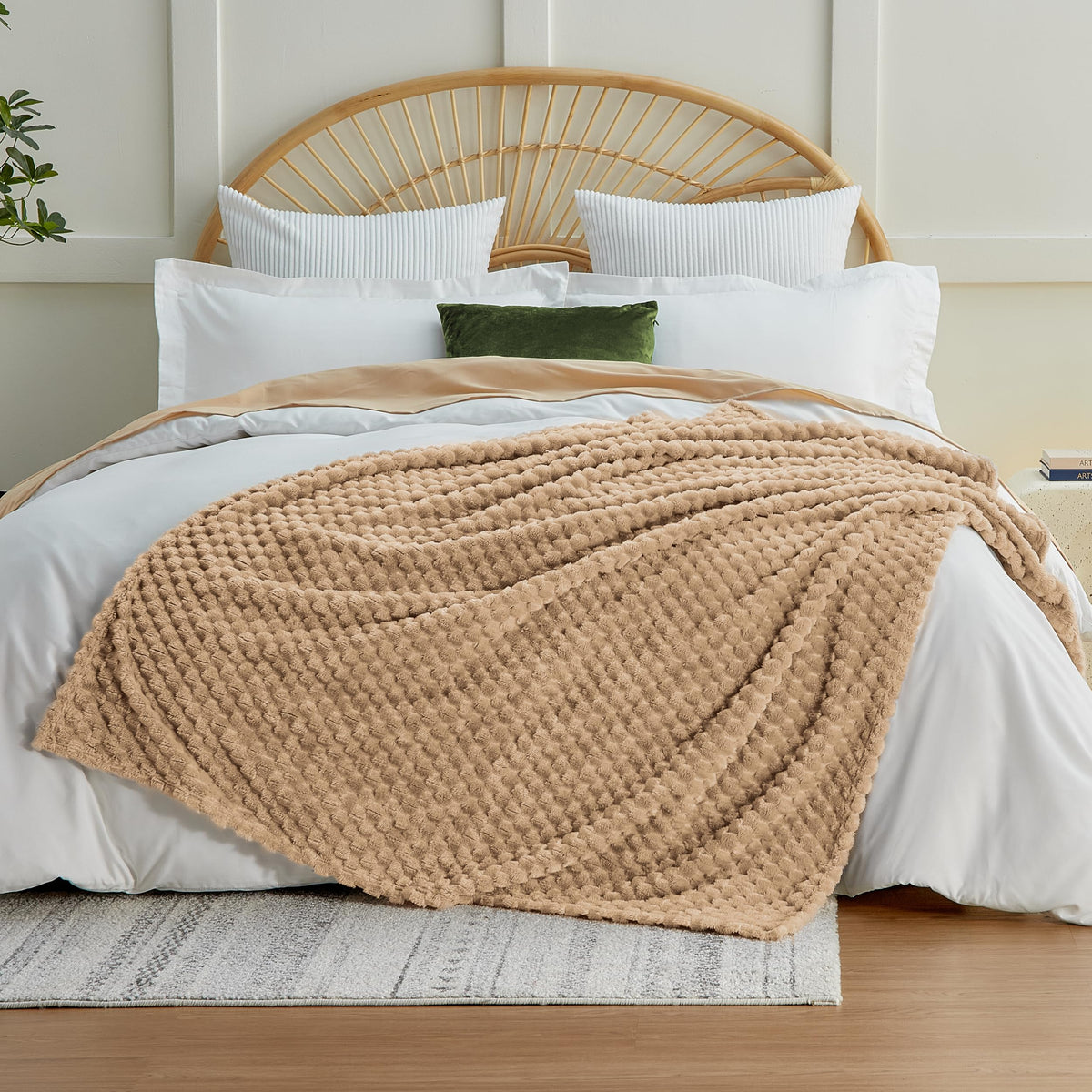 EXQ Home Turtle Shell Throw Blanket Beige for Couch Gentle Soft Fleece
