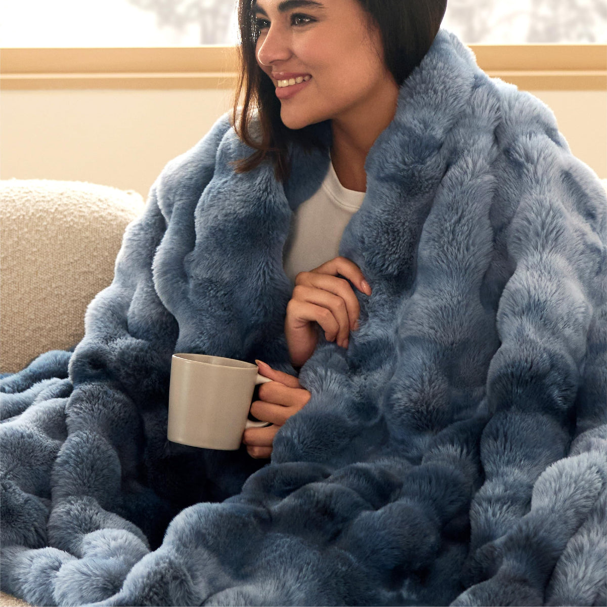Bedsure Fluffy Bubble Faux Fur Throw XL Blanket, 50"x70", Tie-dye Taupe