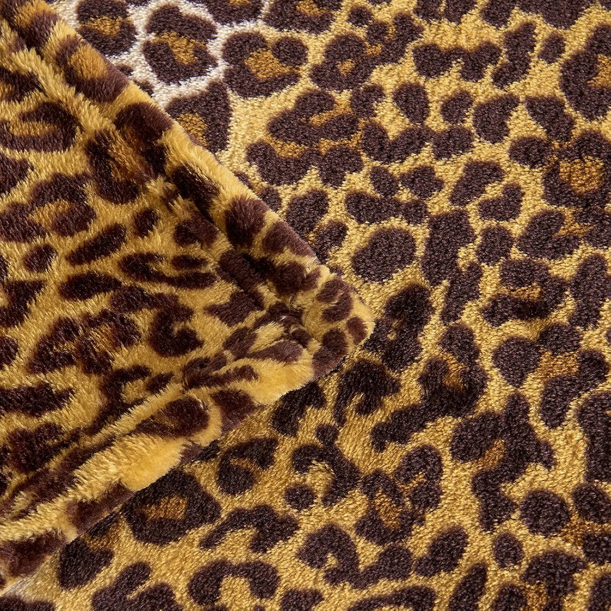 Edenleaf Leopard Print Blanket Fleece Throw for Bed Sofa Travel and Camping, Super Soft Cozy Fluffy Plush Cheetah Print Blanket for All Seasons 50"x60" (Dark Brown)